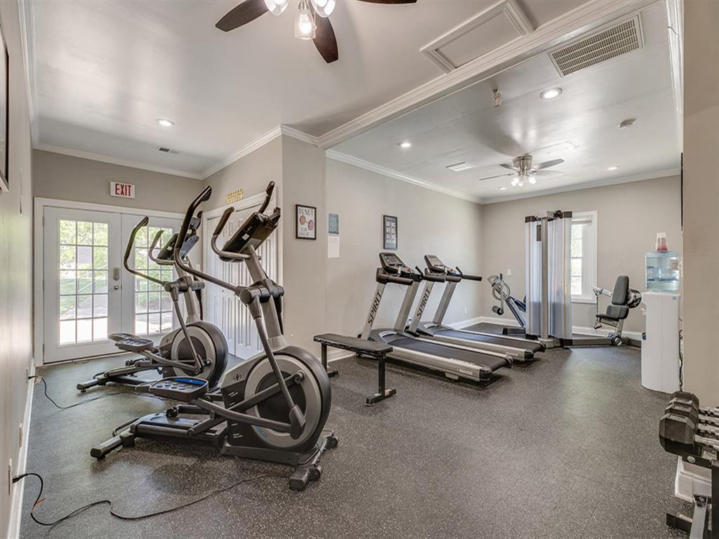 Greenbrier Ridge Apartments