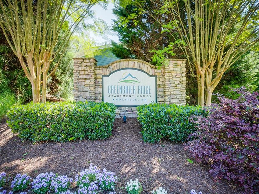 Greenbrier Ridge Apartments, 1505 Greenbrier Ridge Way, Knoxville, TN