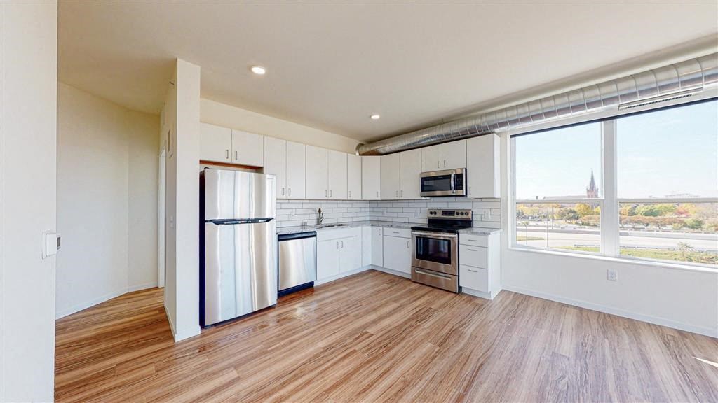 Modern Clean White Kitchens