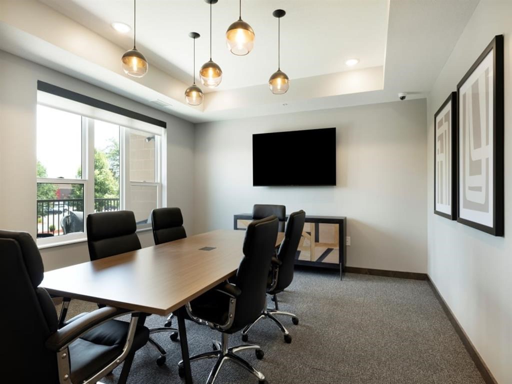 this is a photo of the office space available to rent