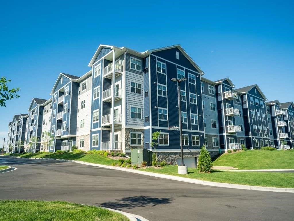 Exterior corner shot of 4 story apartment building