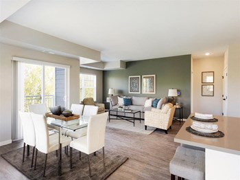 1711 County Road E East Studio-2 Beds Apartment for Rent - Photo Gallery 31