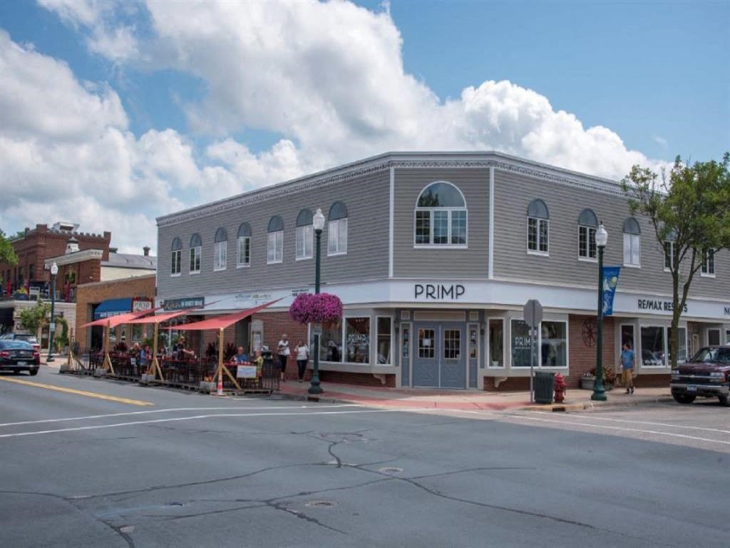 primp clothing boutique in White Bear Lake