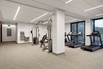 24/7 State of the Art Fitness Center