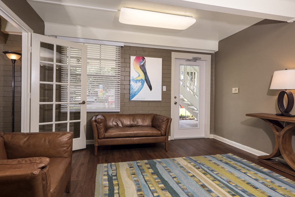 Williamsburg Village Apartments