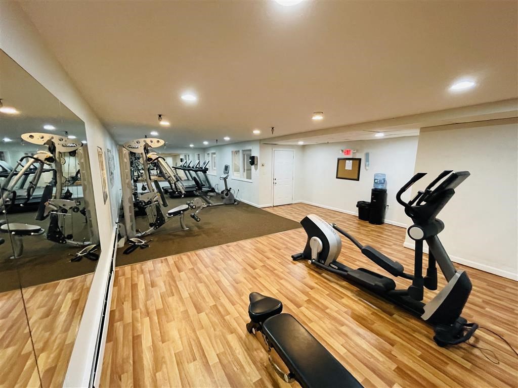 the gym at the apartments for rent
