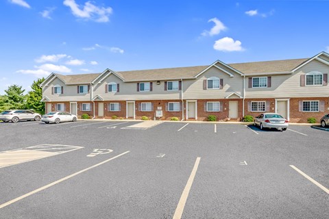 the enclave at homecoming terra vista parking lot