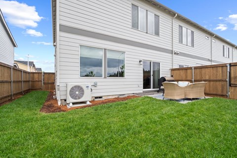 18413 NE  14Th  St. 3 Beds Apartment for Rent