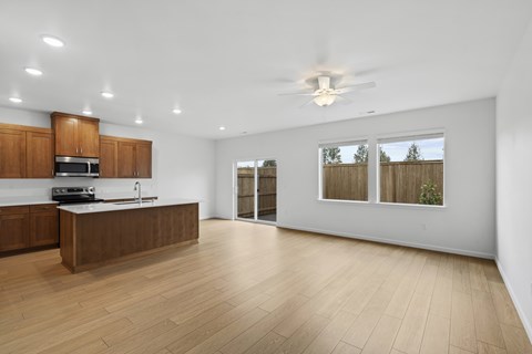 1405 NE 185Th Ave. 3 Beds Apartment for Rent