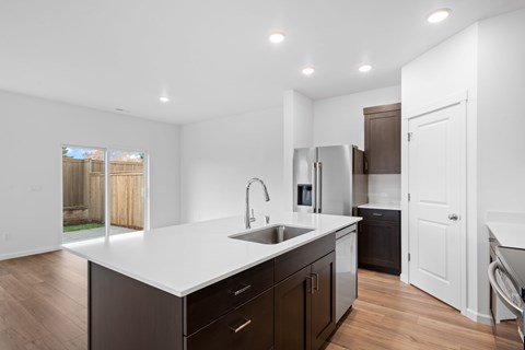 18507 NE  14Th  St. 3 Beds Apartment for Rent