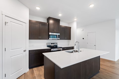 1410 NE  185Th  AVE 3 Beds Apartment for Rent