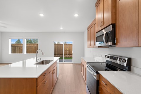 1500 NE  185Th  AVE 3 Beds Apartment for Rent