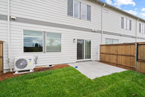 18503 NE  14Th  St. 3 Beds Apartment for Rent