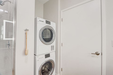 Full size stackable washer & dryer