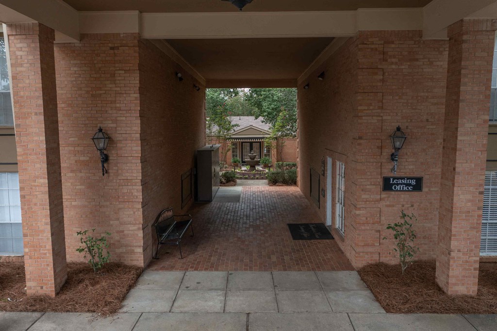 a view of the leasing office from the outside of the building