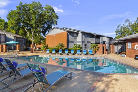 Resort-Style Pool at Lakeland East Apartments – Flowood, MS