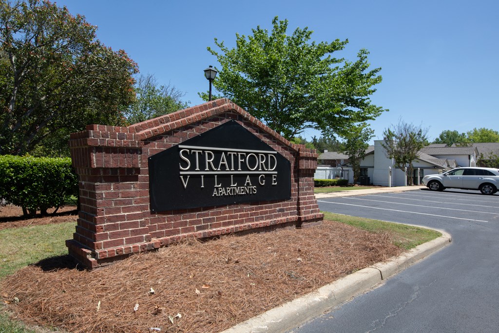 Stratford Monument Sign