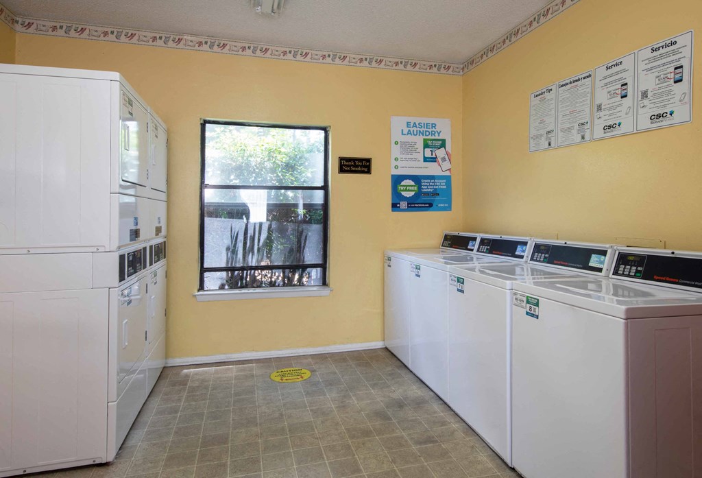 Zelda Pointe Laundry Center