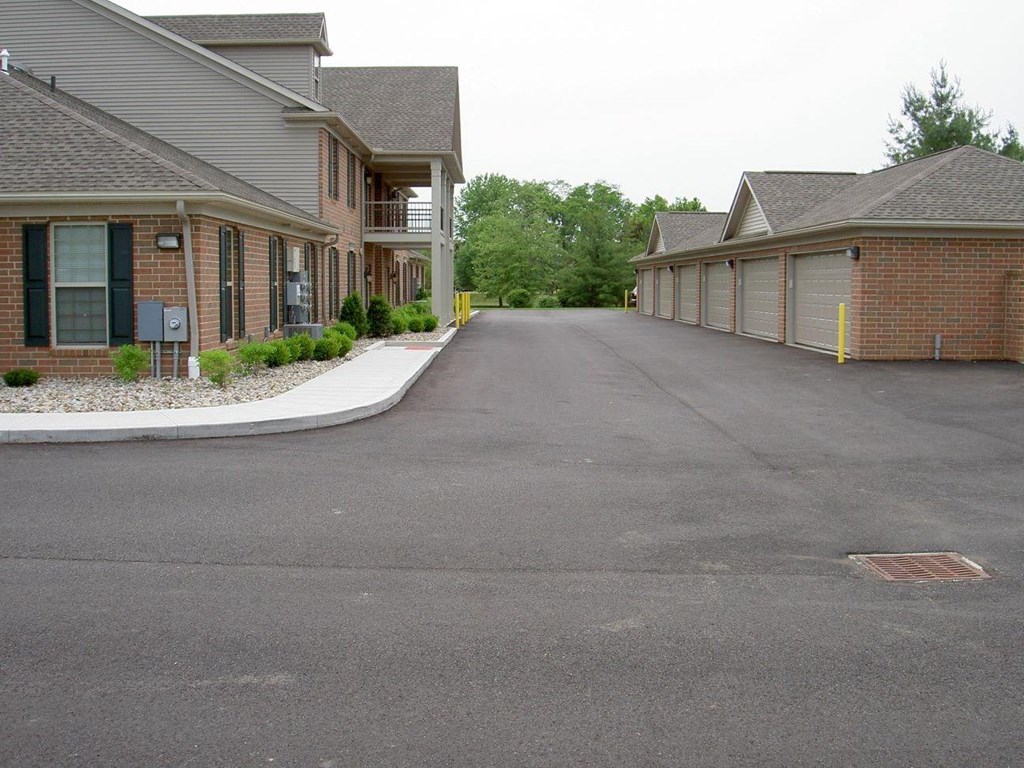 Eastwood Pointe parking area