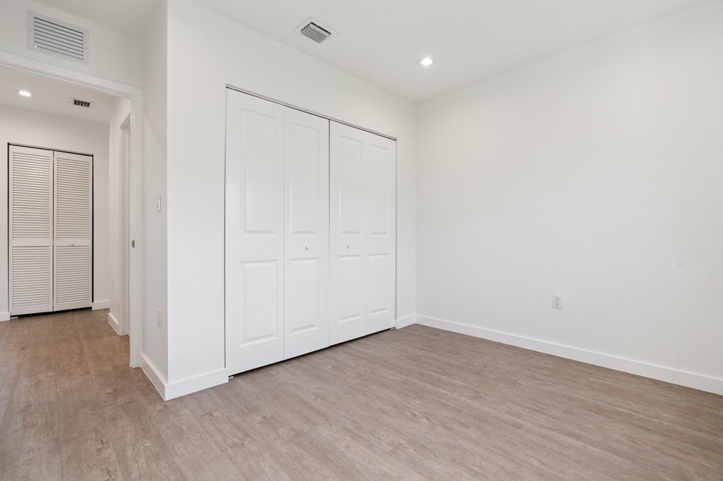 Unfurnished Lining Area at The Villages at Miami Gardens, Miami Gardens, FL