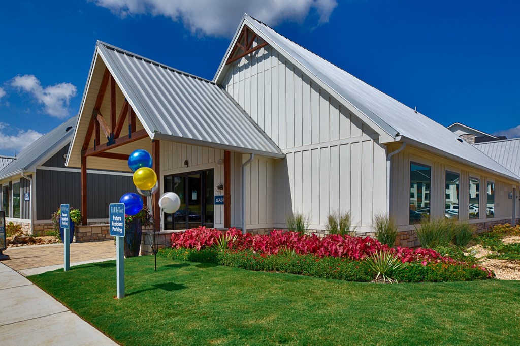 Building at Farmhaus Apartments, Madison