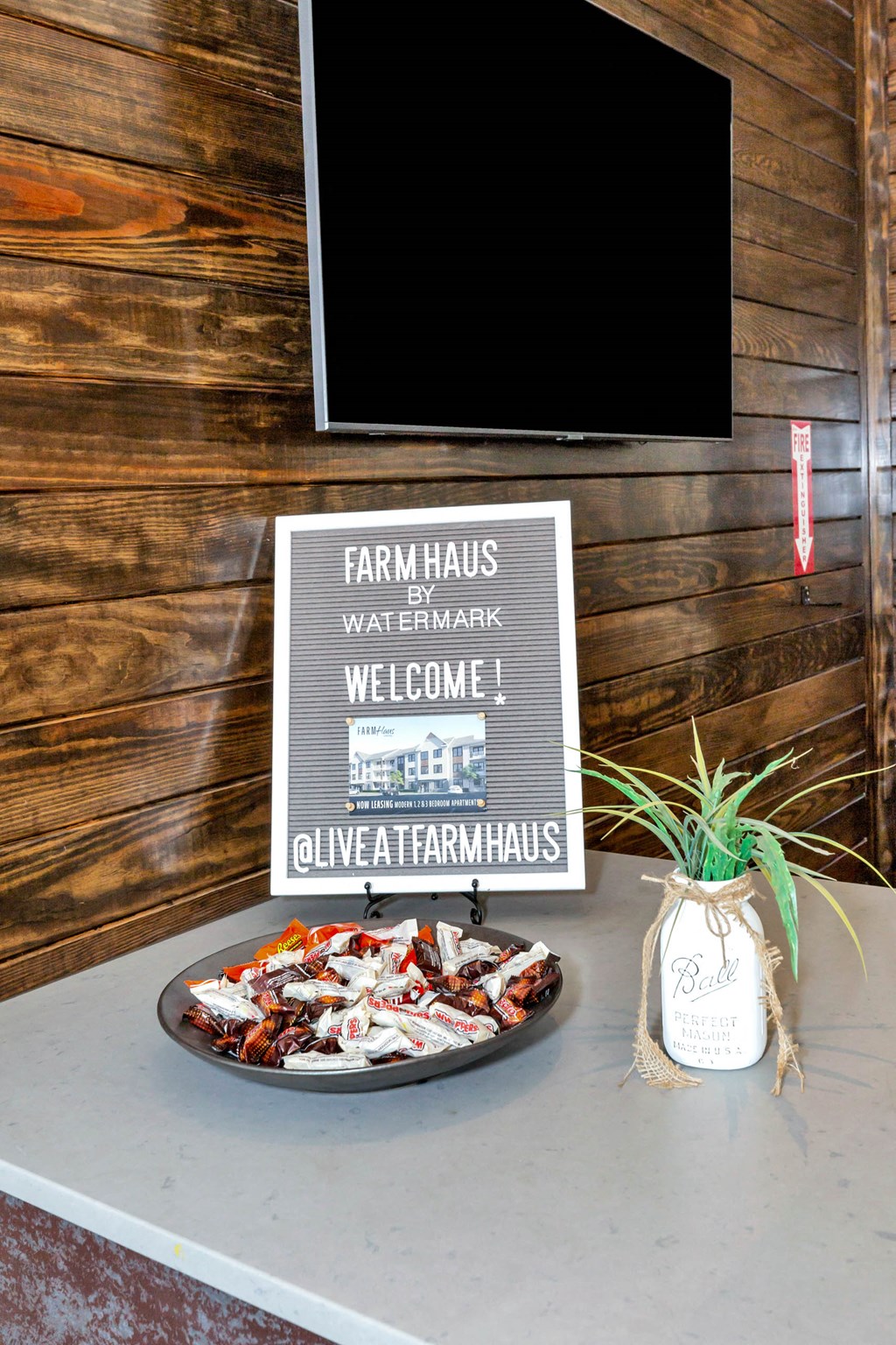 Food at Farmhaus Apartments, Alabama