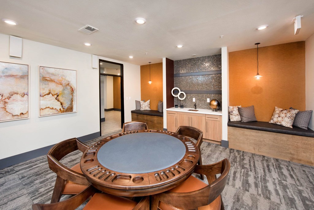 a dining room with a table and chairs a dining room with a table and chairs at Integra Vista Apartments, Hixson