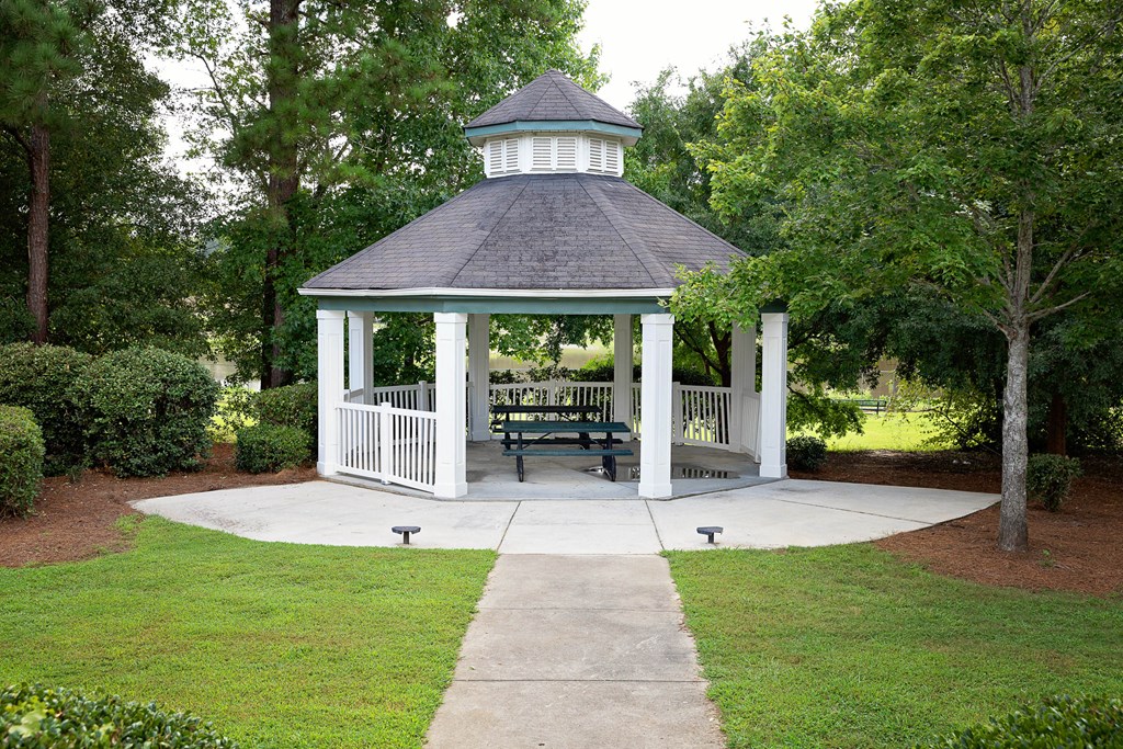 gazebo at Lakeside on Riverwatch, Martinez