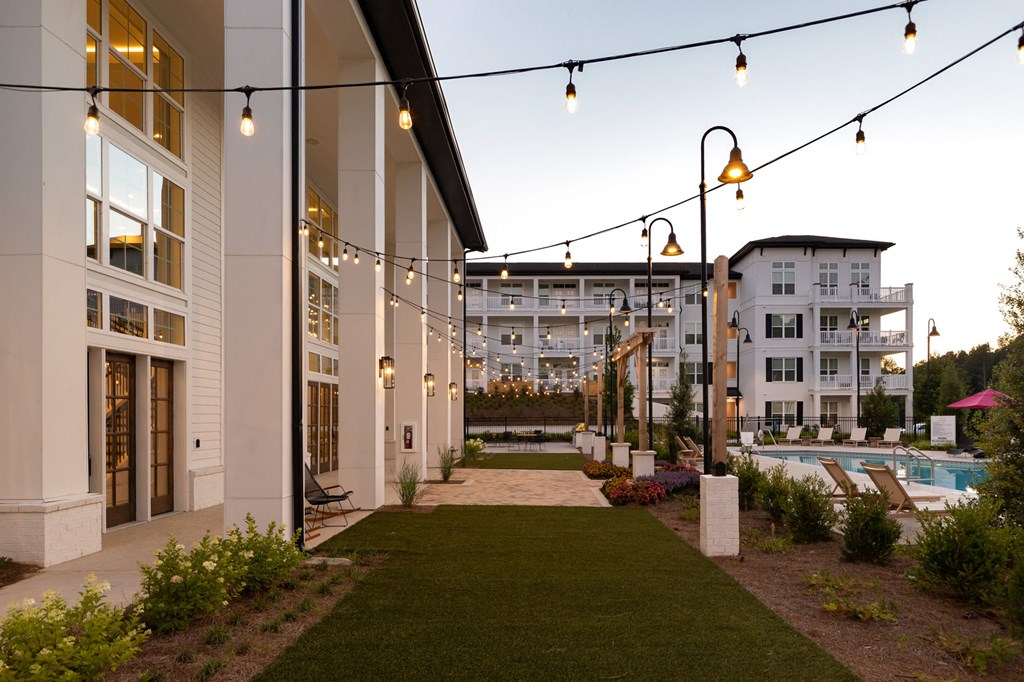 Green Space at The Quincy Apartments, Acworth, Georgia