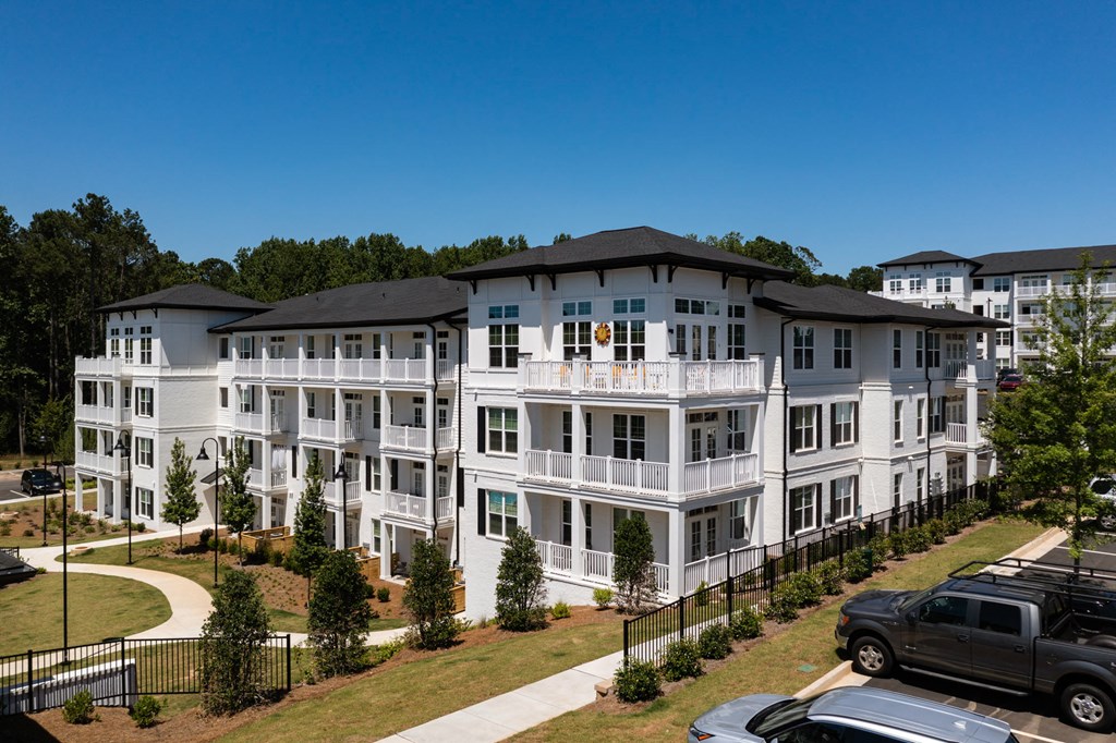 side view at The Quincy Apartments, Acworth, Georgia