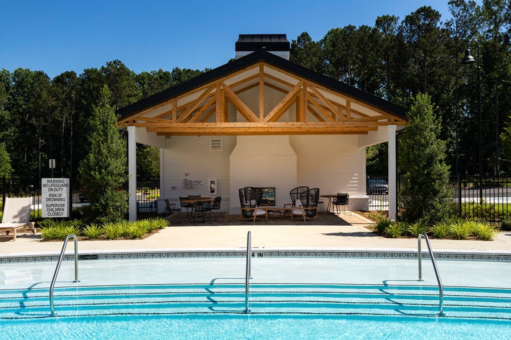 Pool And Cabana at The Quincy Apartments, Acworth, Georgia