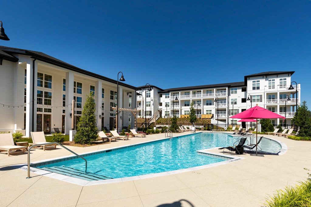 Pool And Sundeck at The Quincy Apartments, Acworth, GA, 30102