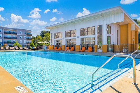 the swimming pool at the resort on longboat key apartments in longboat springs