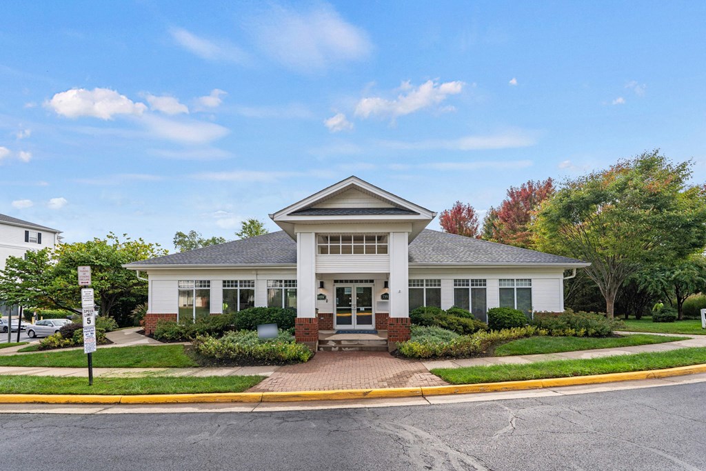 SomerHill Farms Apartments, 7351 Yountville Drive, Gainesville, VA