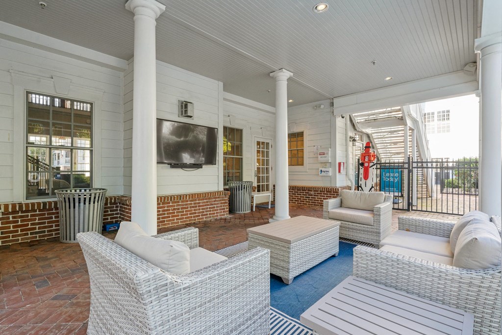 Lounge Area at Sterling Manor, Williamsburg, Virginia
