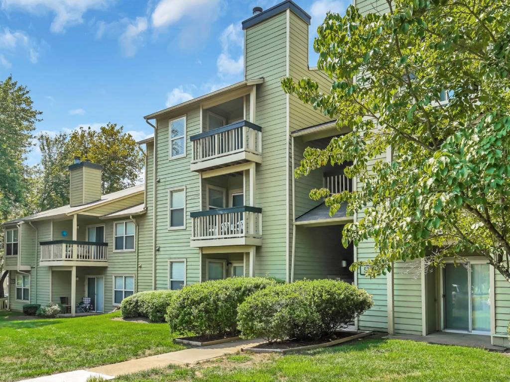 Hunters Chase Apartments, 5200 Hunt Master Dr, Midlothian, VA - RentCafe