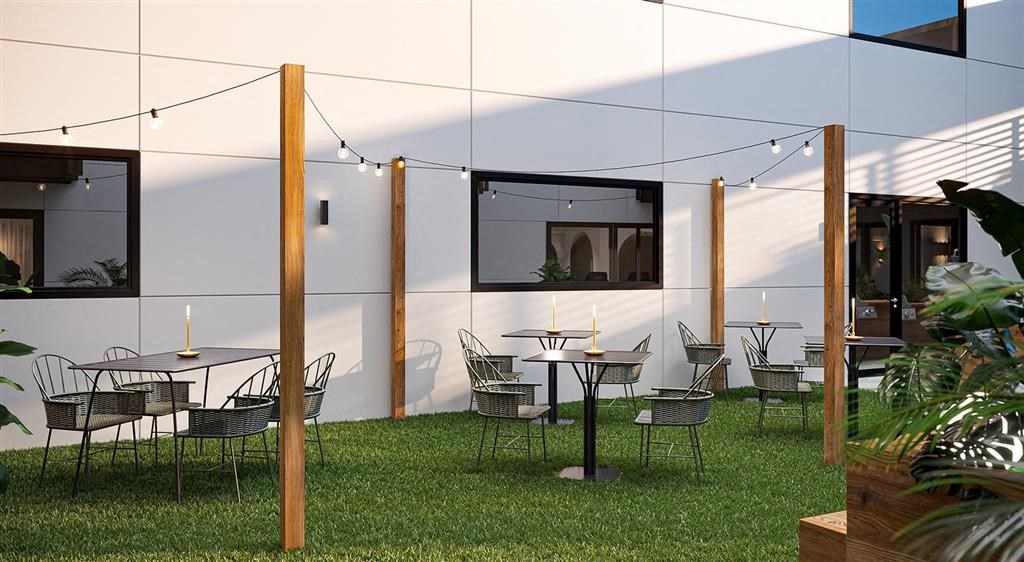 a restaurant or other place to eat at ibis praha old town