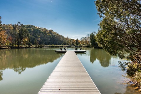 Lake And Dock at Village at Westland Cove Apartments, Tennessee, 37922