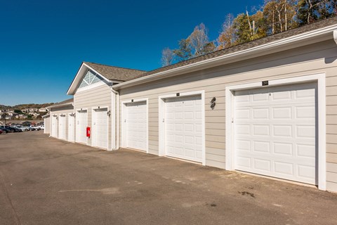 Garages Available at Village at Westland Cove Apartments, Knoxville, 37922