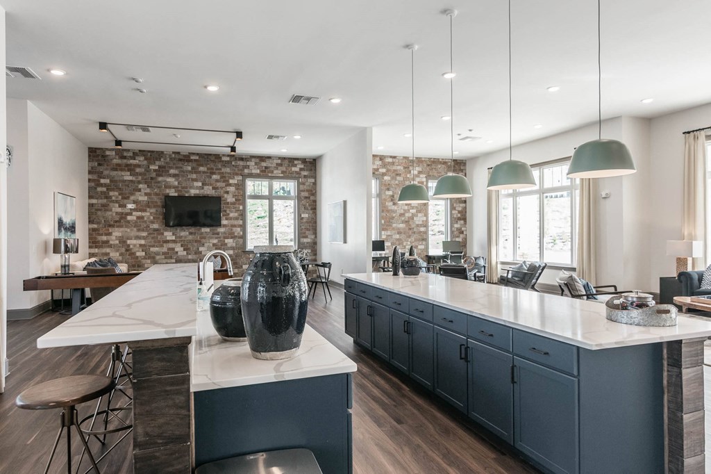 Eat In Kitchen at Village at Westland Cove Apartments, Tennessee, 37922