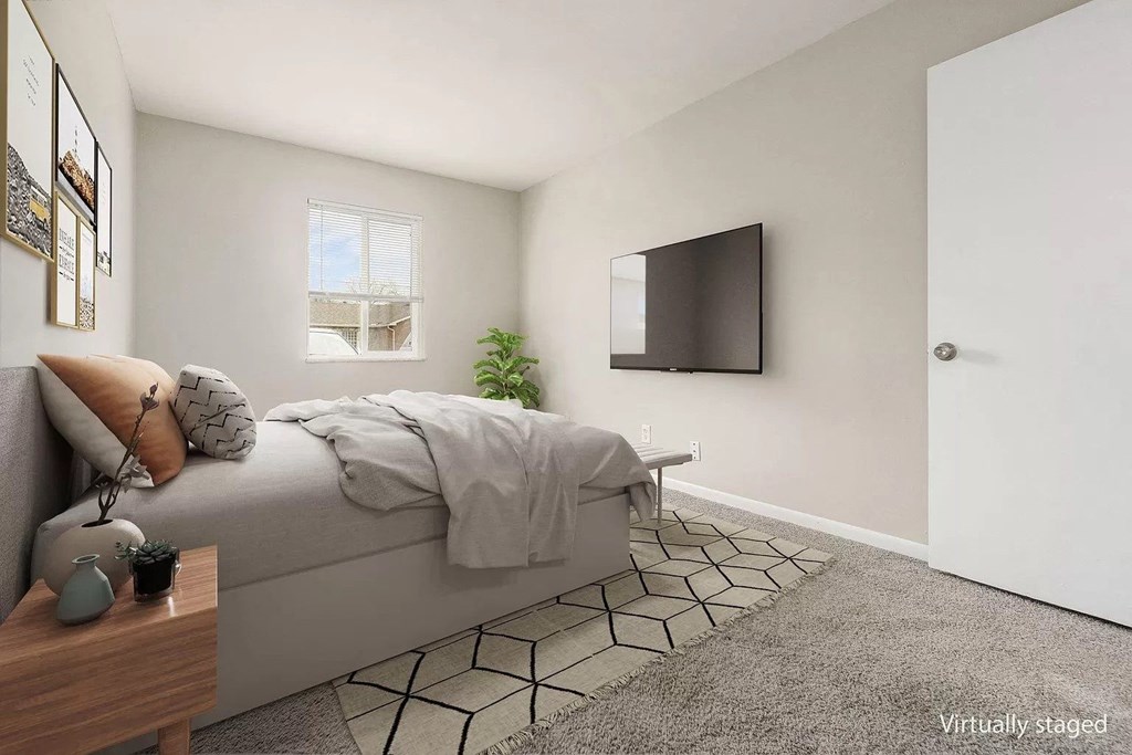 Coves at Columbus on Karl Rd