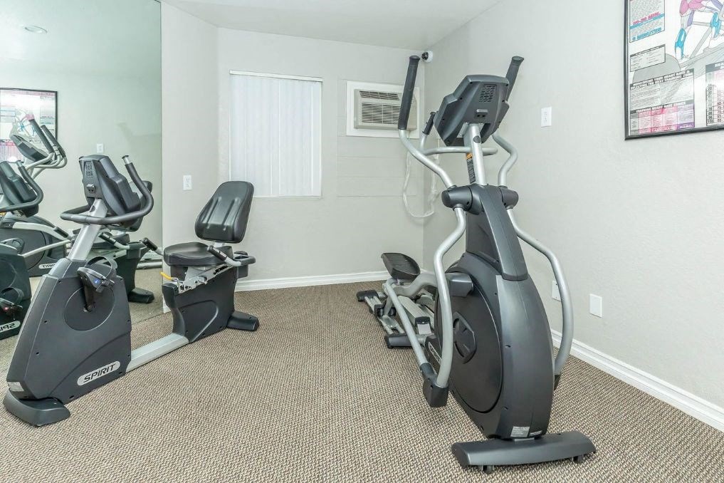 the gym at the apartments for rent