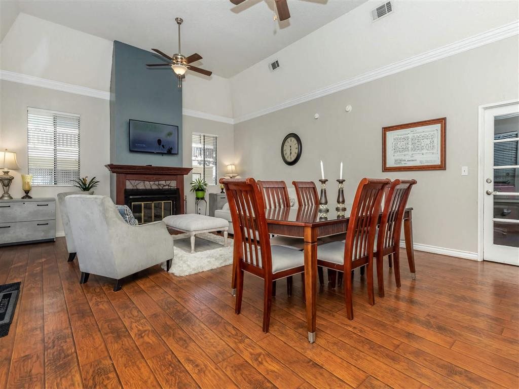 Montecito Apartments