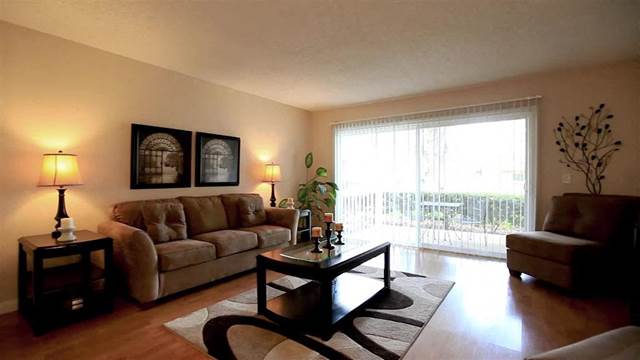 1-bedroom apartment at Briarwood Apartments in Tustin, CA