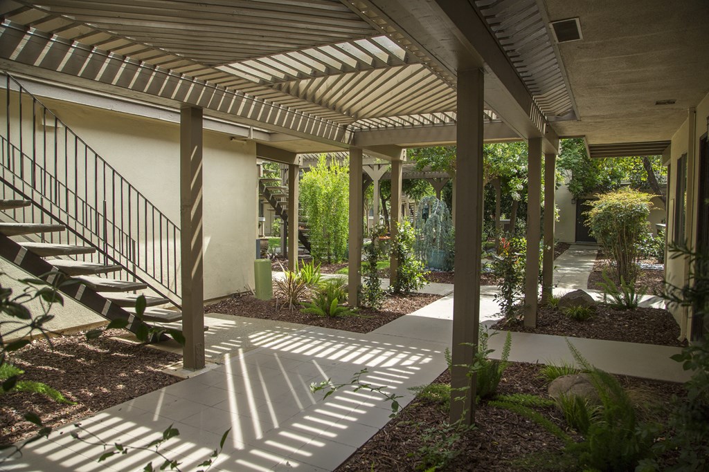 Abby Creek covered patio area