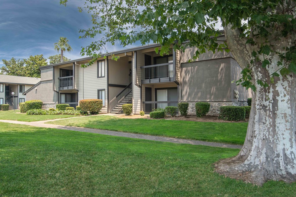 Rivercrest Landscaping and Apt Building at Rivercrest Apartments, California, 95826