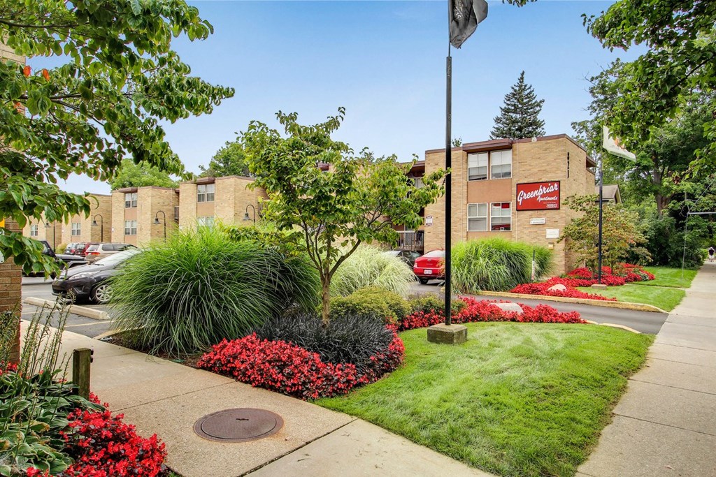 Nu Lovell Apartments, 821 Lovell St, Kalamazoo, MI - RentCafe