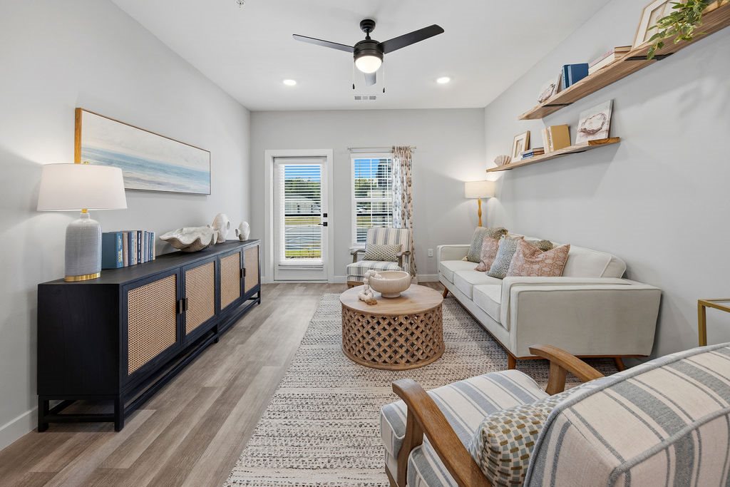 Zephyr Apartments