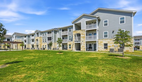 7554 Seguin Road 1-3 Beds Apartment for Rent