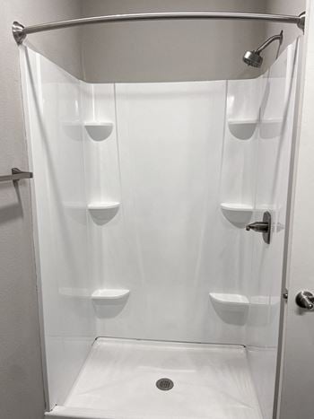 Large shower at Promenade Luxury Apartments in Beaumont, Texas
